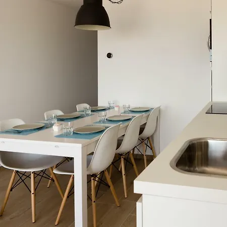 Luxury Seasight Apartment *